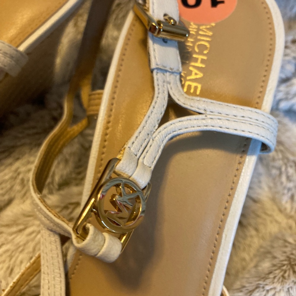 White Michael Kors Wedges with gold details new - Picture 2 of 7